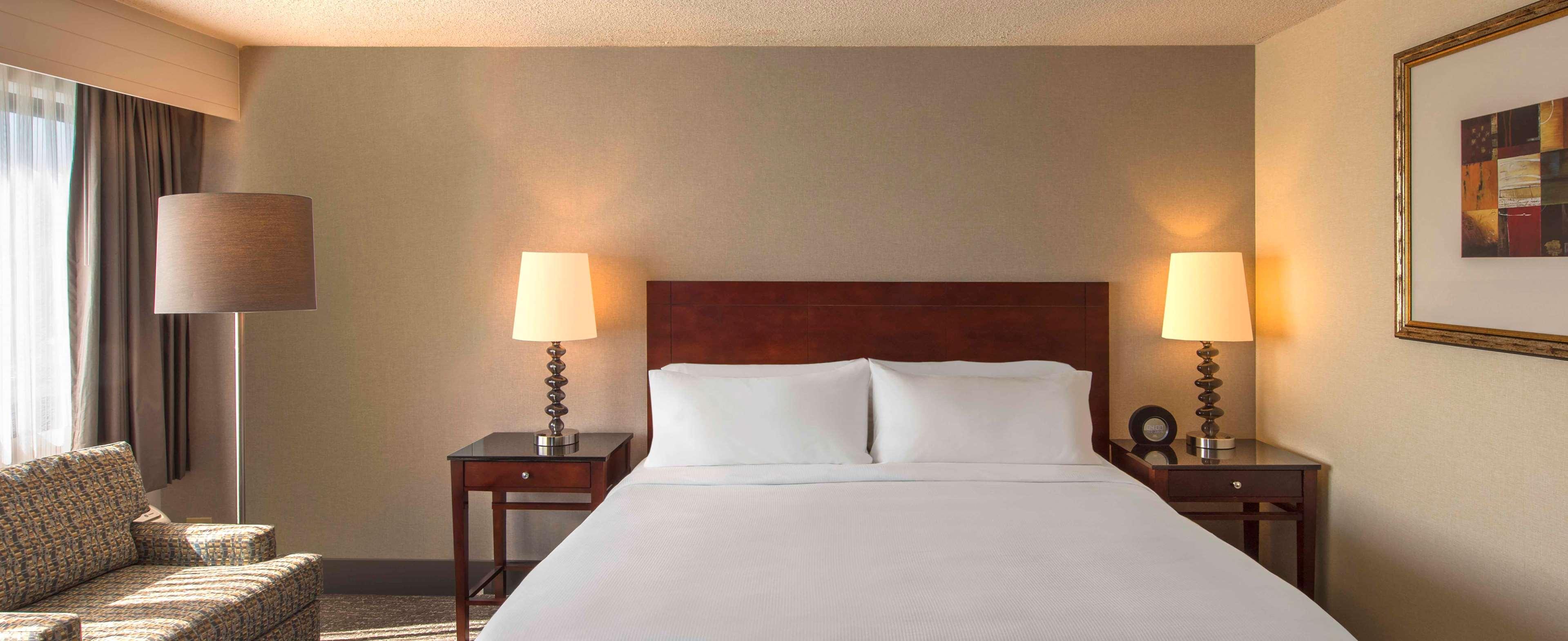 Doubletree By Hilton Chicago Schaumburg Hotel Екстериор снимка
