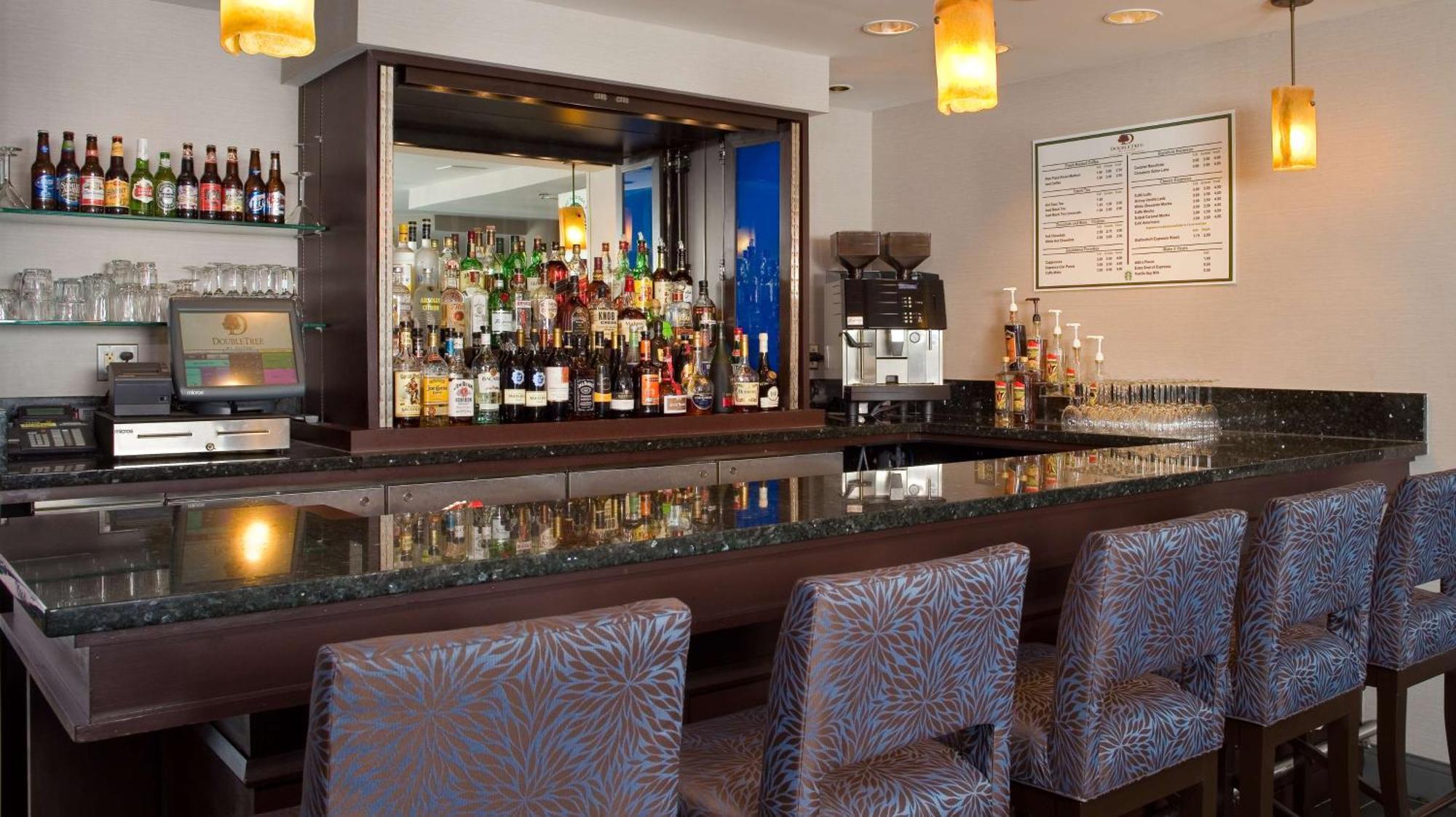 Doubletree By Hilton Chicago Schaumburg Hotel Екстериор снимка