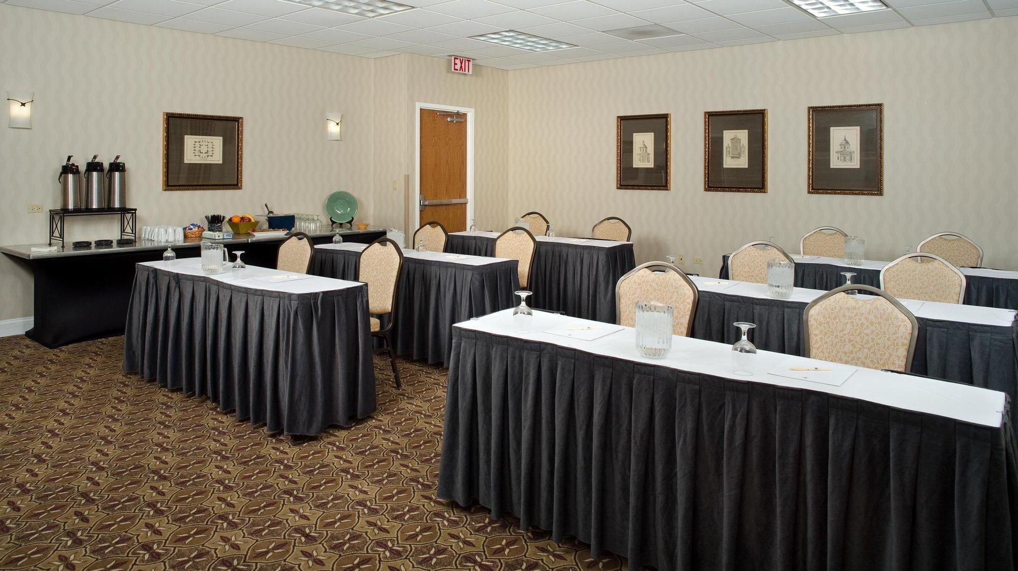Doubletree By Hilton Chicago Schaumburg Hotel Екстериор снимка
