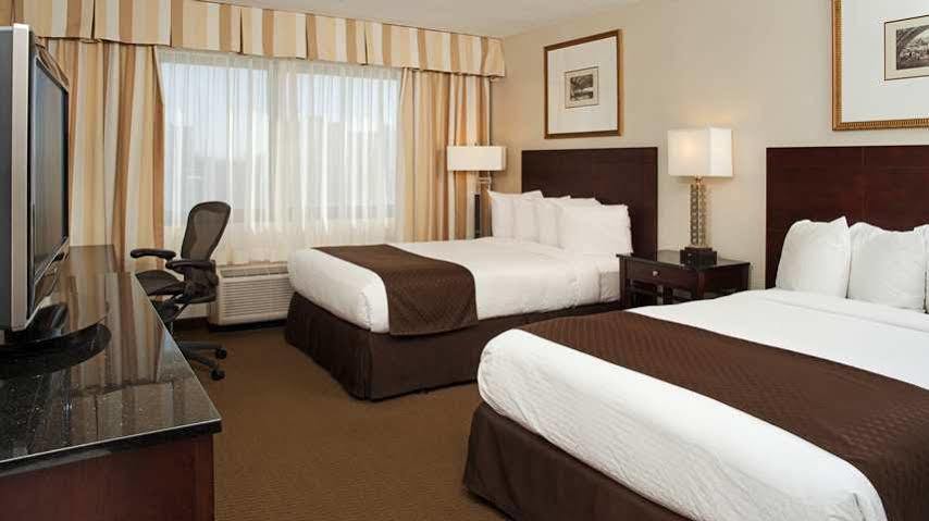Doubletree By Hilton Chicago Schaumburg Hotel Екстериор снимка