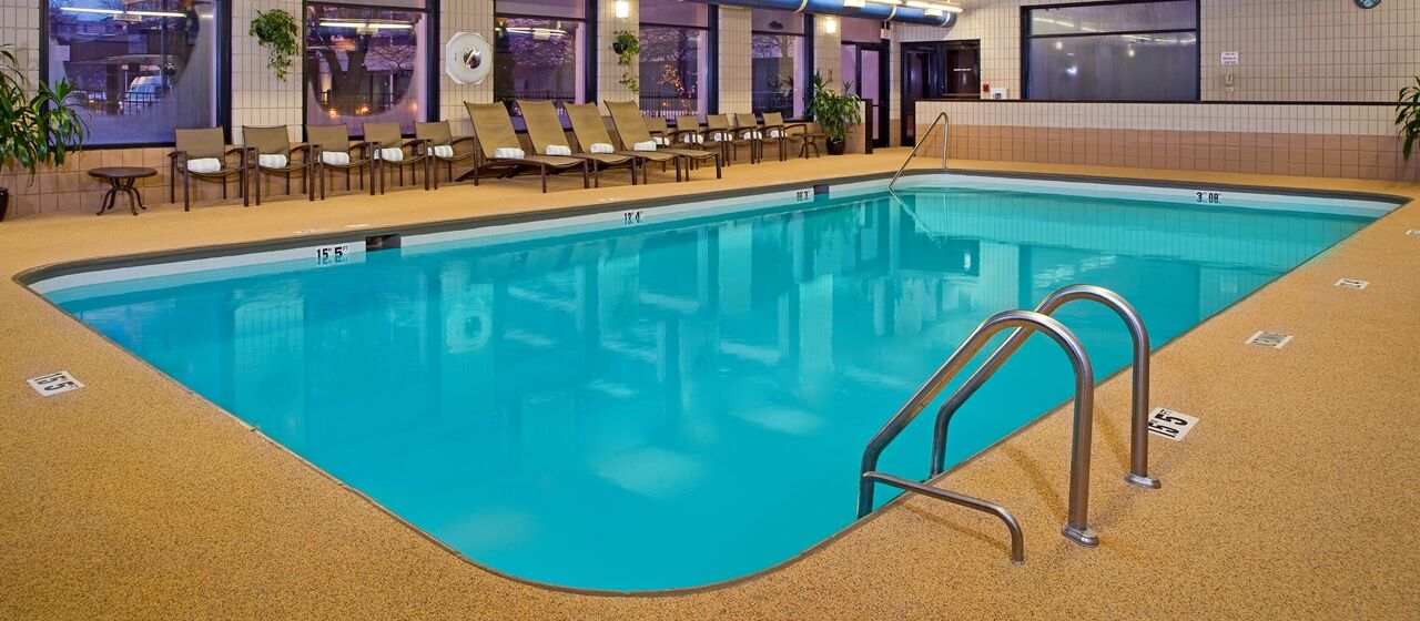 Doubletree By Hilton Chicago Schaumburg Hotel Екстериор снимка